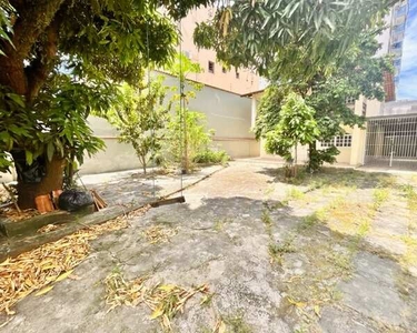 Casa para aluguel com 4 quartos, suíte, copa, cozinha, quintal, 4vg em Jardim Camburi - Vi