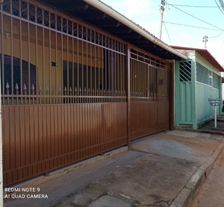 Casa para venda possui 130 metros quadrados com 2 quartos em Samambaia Norte - Brasília -