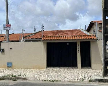 Casa plana com 3 quartos (1 suíte) vizinho ao Mercantil Super Portugal