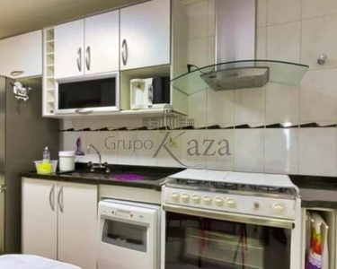 Cobertura duplex para aluguel com 215 metros quadrados com 2 quartos