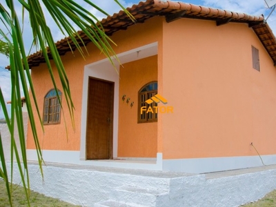 (F0924) Casa em condomínio com 02 Quartos, em Largo da Ideia - Fator Imóveis