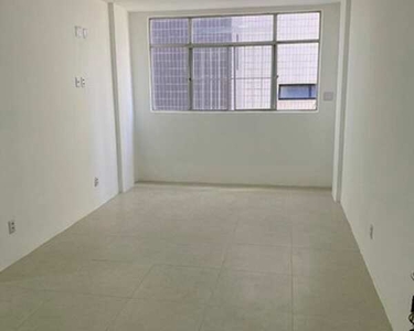 FM Apartamento 69m² 3 quartos 1 suíte, Reformado no 6 andar, prox ao shoppin Recife. 2500