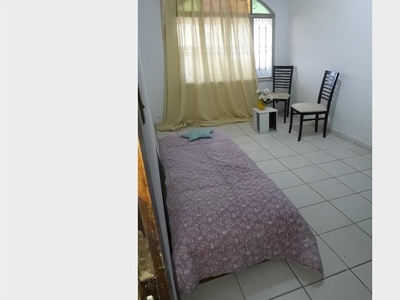 Linda Suite grande e confortável. Vista deslumbrante,condominio fechado, seguranca 24horas.Ha 30 met