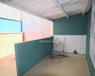 ÓTIMA LOCALIZAÇÃO! Casa reformada e pronta