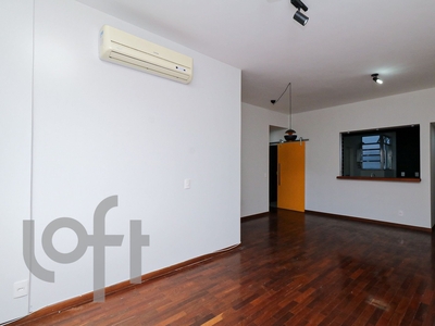 Apartamento à venda em Laranjeiras com 115 m², 3 quartos, 1 suíte, 3 vagas