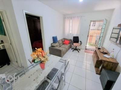 Apartamento à venda em Solar do Barreiro com 47 m², 2 quartos, 1 vaga