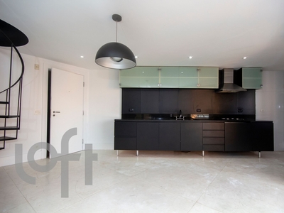 Apartamento à venda em Vila Andrade com 120 m², 1 quarto, 1 suíte, 2 vagas