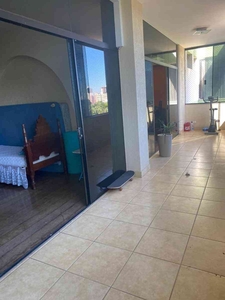 Apartamento com 4 quartos à venda no bairro Central, 280m²