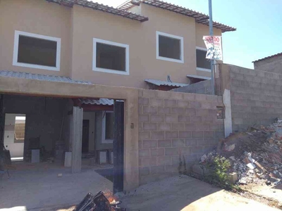 Casa com 2 quartos à venda no bairro Centro, 90m²