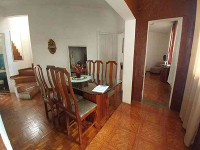 Casa em Condomínio com 3 quartos à venda no bairro Floresta, 150m²