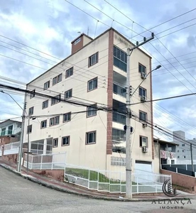 Apartamento à venda no bairro Serraria - São José/SC