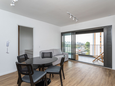 Apartamento com 2 Quartos para alugar, 70m² - Pinheiros
