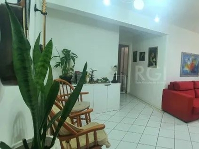 Apartamento para Venda - 69.16m², 2 dormitórios, 1 vaga - Petrópolis