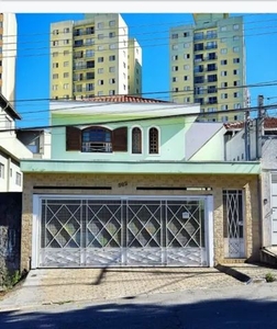 BELO SOBRADO, COM MAIS UMA CASA NOS FUNDOS, À VENDA, À 550m DA FUTURA ESTAÇÃO VL. FORMO