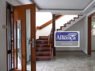 Casa com 3 dormitórios à venda, 200 m² por R$ 850.000,00 - Serra Grande - Niterói/RJ