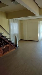 Cobertura com 3 dormitórios à venda, 147 m² por R$ 750.000 - Glória - Macaé/RJ