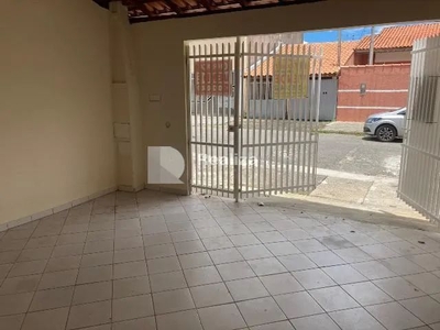 Venda | Casa com 100 m², 2 dormitório(s), 2 vaga(s). Cidade Jardim, Jacareí