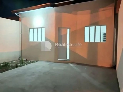 Venda | Casa com 154 m², 2 dormitório(s), 2 vaga(s). Jardim Sant'Anna do Pedregulho, Jacar