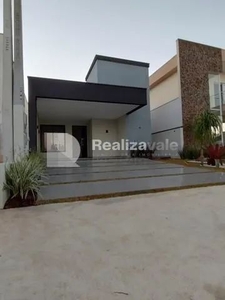 Venda | Casa com 200 m², 3 dormitório(s), 2 vaga(s). Jardim Jacinto, Jacareí