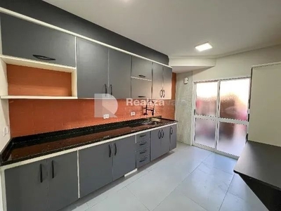 Venda | Sobrado com 180 m², 3 dormitório(s), 2 vaga(s). Cidade Jardim, Jacareí