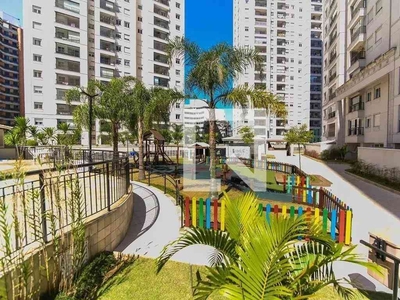 Apartamento com 3 quartos à venda no bairro Vila Suzana, 70m²