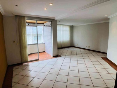 Apartamento com 4 quartos para alugar no bairro Buritis, 150m²