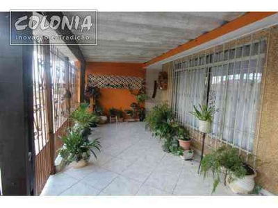Casa com 2 quartos para alugar no bairro Vila Linda, 80m²
