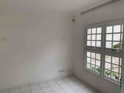 Casa com 3 quartos à venda no bairro Jardim Paulistano, 220m²