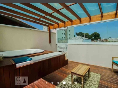 Casa com 3 quartos à venda no bairro Vila Ré, 240m²