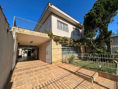 Casa com 4 quartos à venda no bairro Vila Antonieta, 300m²
