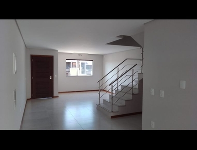 Casa no Bairro Velha Grande em Blumenau com 3 Dormitórios (1 suíte) e 128.22 m²