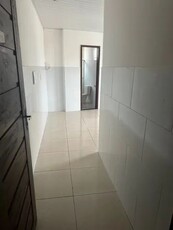 Alugo apartamento no ponto novo