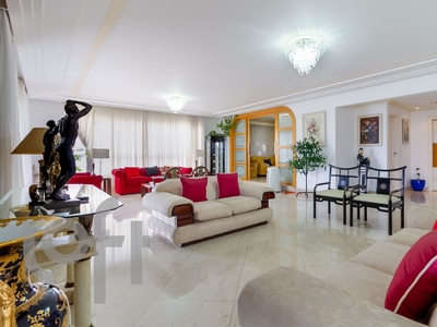 Apartamento à venda em Paraíso com 350 m², 4 quartos, 4 suítes, 6 vagas