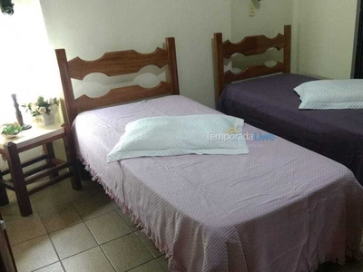 Apt de 03 quartos,perto da Praia do forte, whats 21998095108