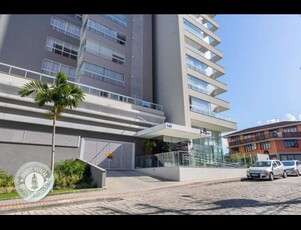 Apartamento no Bairro Vila Nova em Blumenau com 3 Dormitórios (3 suítes) e 138 m²