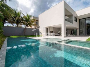 Casa com 5 quartos à venda no bairro Alphaville Flamboyant, 717m²