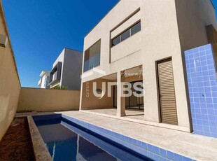 Casa em Condomínio com 3 quartos à venda no bairro Jardins Valência, 328m²