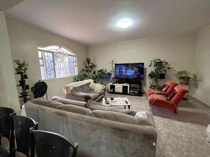 Casa em Condomínio com 4 quartos à venda no bairro Setor Habitacional Vicente Pires, 300m²