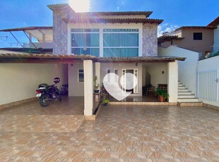 Casa em Itapebussu, Guarapari/ES de 300m² 5 quartos à venda por R$ 849.000,00