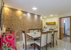 Apartamento à venda em Ouro Preto com 219 m², 4 quartos, 1 suíte, 3 vagas