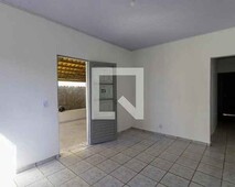 Casa para Aluguel - Residencial Itaipu, 3 Quartos, 200 m2