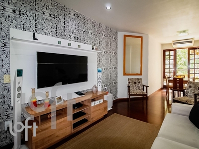 Apartamento à venda em Maracanã com 83 m², 3 quartos, 1 suíte, 1 vaga