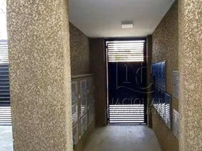 Apartamento com 2 dormitórios para alugar, 52 m² por R$ 1.575,00/mês - Jardim Utinga - San