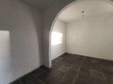 Casa Comercial com 3 quartos para alugar no bairro Cidade Nova, 120m²