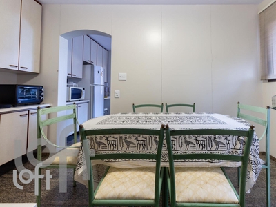 Apartamento à venda em Campo Belo com 272 m², 4 quartos, 3 suítes, 3 vagas