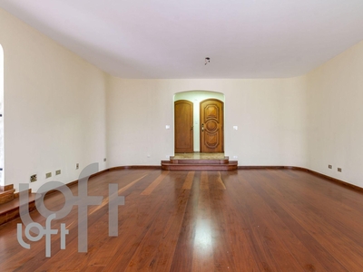 Apartamento à venda em Moema Pássaros com 250 m², 4 quartos, 2 suítes, 3 vagas