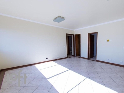 Apartamento à venda em Pinheiros com 140 m², 3 quartos, 1 suíte, 2 vagas