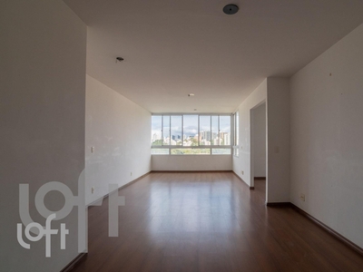 Apartamento à venda em Vila Andrade com 130 m², 3 quartos, 2 suítes, 3 vagas