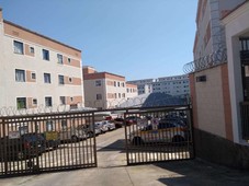 Apartamento com 2 quartos à venda no bairro Cândida Ferreira, 60m²