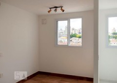 APARTAMENTO no 4º andar com 2 dormitórios